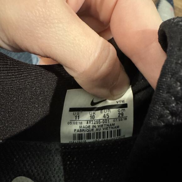 Nike Men's Odyssey React Running Shoe Black Tropical Floral AV3255-001 Size 11 - Picture 8 of 13